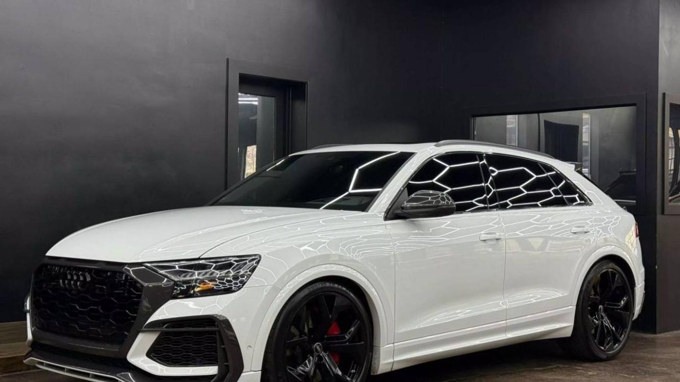 AUDI RS Q8 2022 WU1ARBF11ND011517 image